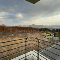 فروش 210متر مسکونی بر خیابان چهار باغ صحنه