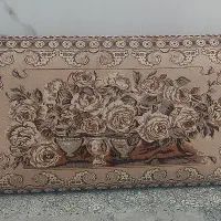 پشتی در حد نو