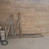 دو عدد خرک نگهدارنده سنگ ساختمانی