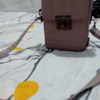کیف و کمربند|کیف، کفش، کمربند|خاش, |دیوار