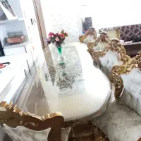 میز غذا خوری سلطنتی خوشگل و نو