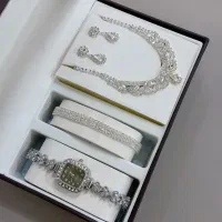 سرویس های مجلسی نگینی کادویی عروسی