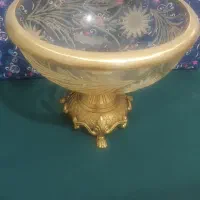 ظرف پایه دار پذیرایی