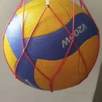 توپ والیبال