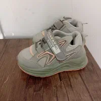 کفش بچگانه نو