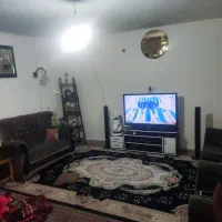 یک واحد 80 متری حیاط دار دربست