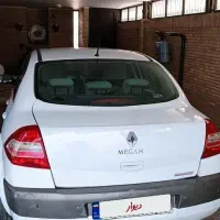 مگان ۲۰۰۰ اتوماتیک