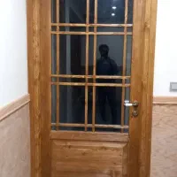 رنگ درب چوبی وتمام مصنوعات چوبی|خدمات پیشه و مهارت|قم, قلعه صدری|دیوار