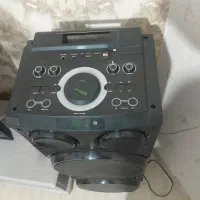 اسپیکر در حد نوع فوری فروش