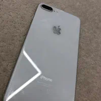 آیفون 8پلاس بدون نقطه خط خش نیست در جهان