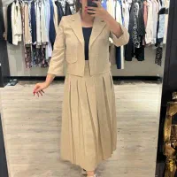 به مدل پوشاک زنانه نیاز مندیم