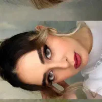 شنیون و میکاپ با متریال