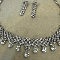 گردنبند و گوشواره زنانه|بدلیجات|تهران, ونک|دیوار