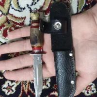 چاقو|کلکسیون اشیاء عتیقه|مشهد, کارمندان دوم|دیوار