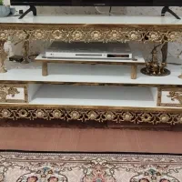 زیر تلویزیون برنز