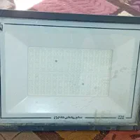 پرژکتور 200وات شاهچراغ، 1000مترو روشن میکنه