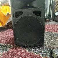 دو تا سیستم صوتی باند