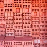 فروش انواع آجر سفال7سانت تیغه آهک