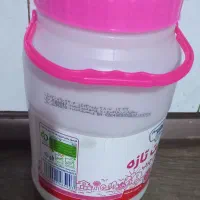 تعدادی سطل ماست