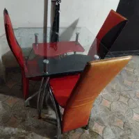 باسلام‌۴عدد‌صندلی‌با۱میز‌شیشه‌ای‌‌فروشی