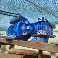 میکسر برقی ۱۰۰۰ لیتری با تانکر