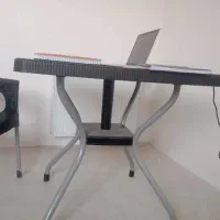 مبز و صندلی در حد نو