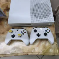 سه تا دستگاه معاوضه با گوشی