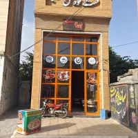 کارگرساده وماهر پیتزاساندویچ