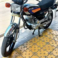 هندا پرواز 200