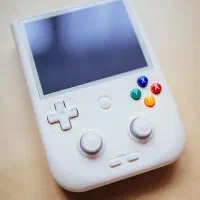 کنسول گیمینگ اندروییدی رترو Anbernic RG406V