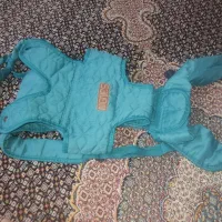 آغوشی بچه