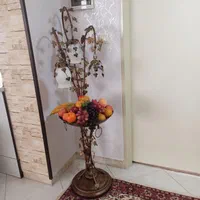 میوه خوری و اباژور کنار سالنی