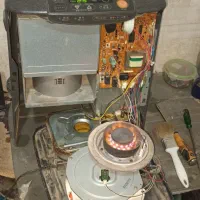 شاگرد میخام برای مغازه