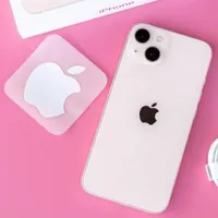 اپل iPhone 13 با باطری 99%