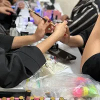 کلینیک تخصصی ناخن رویا