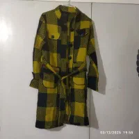 تعدادی لباس|لباس|اراک, |دیوار