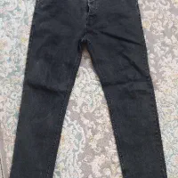 شلوار و یک دست گرمکن