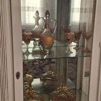 ویترین فروشی سالم بعلت کمبود جا