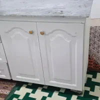 فروش کابینت فلزی رو سنگ خیلی تمیز