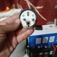 تعدادی سری شارژ و سیم شارژ و. رابط شارژ