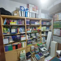 کمد|کتابخانه، شلف، قفسه‌های دیواری|تهران, فلسطین (میدان انقلاب)|دیوار