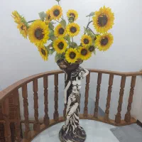 گل وگلدان