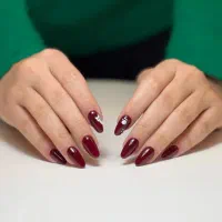 کاشت ناخن حرفه ای + طراحی رایگان