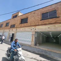 اجاره-یک-مجموعه-تجاری-اداری-با-پارکینگ-بزرگ