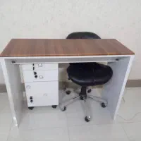 میز‌ و صندلی و ترولی و استند کاشت ناخن