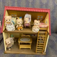 خانه عروسکی Sylvanian Families  خانواده خرس کامل