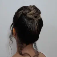 شینیون میکاپ|خدمات آرایشگری و زیبایی|شاهرود, |دیوار