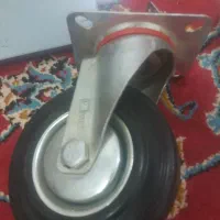 مقداری وسیله به درد بخور ( پیسوله رنگ)