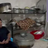 یک باب آشپزخانه کامل با کلیه وسایل واب وبرق وگاز|ظروف پخت‌وپز|سیرجان, |دیوار