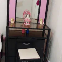 تخت نوجوان فرفورژه همراه با میز و اینه و پاتختی|تخت و سرویس خواب|تهران, خرمشهر|دیوار